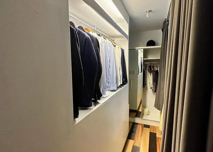 The Pearl - Bgc Mckinley Park 2br * Manila