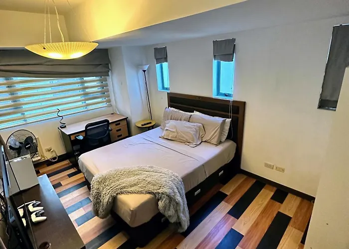 The Pearl - Bgc Mckinley Park 2br * Manila